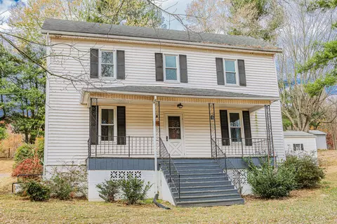 570 Mt Solon Rd, Mount Solon, VA 22843