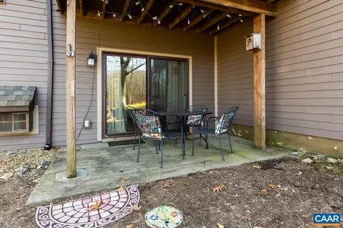 2107 Fairway Woods #2107, Roseland, VA 22967