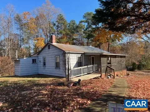 4430 Three Pine Ln, Esmont, VA 22937
