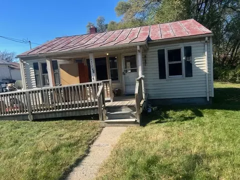 1709 N Delphine Ave N, Waynesboro, VA 22980