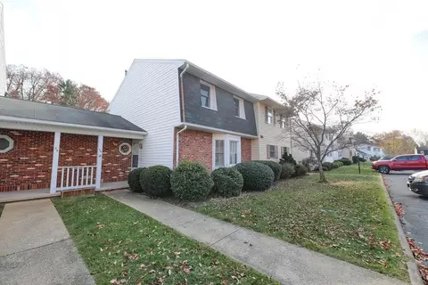700 Rife Rd #5-G, Waynesboro, VA 22980
