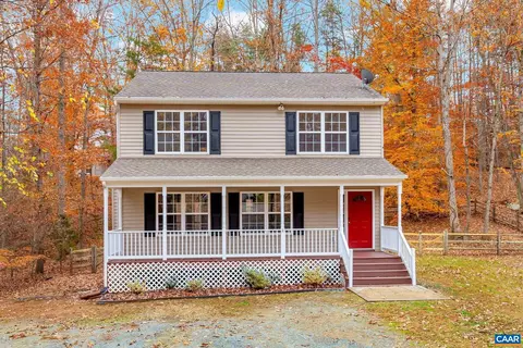 27 S Bearwood Dr S, Palmyra, VA 22963