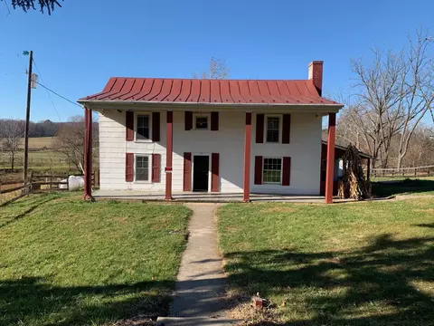 1406 Stuarts Draft Hwy, Stuarts Draft, VA 24477