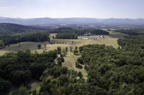 725 Bloomer Springs Rd, Mcgaheysville, VA 22840