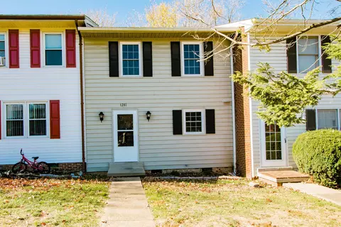 1281 Country Club Ct, Harrisonburg, VA 22801
