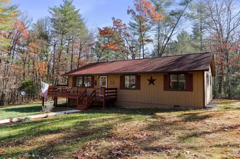 242 Sarah Ln, Basye, VA 22810