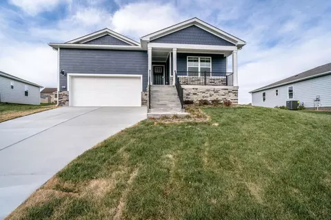 45 Autumn Bluff Dr, Weyers Cave, VA 24486