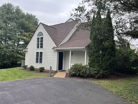 1235 Clover Ridge Pl, Charlottesville, VA 22901