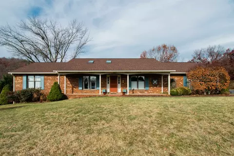 206 Holly Hill Dr, Bridgewater, VA 22812