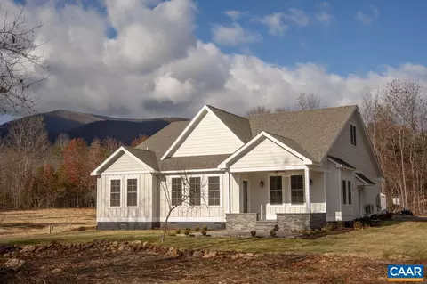 1074 Stoney Crk W, Nellysford, VA 22958