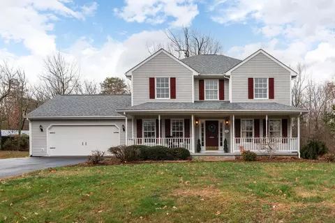 147 Rutherford Ln, Stuarts Draft, VA 24477