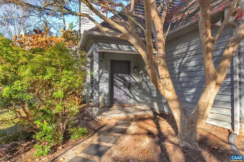 1345 Earlysville Forest Dr, Earlysville, VA 22936