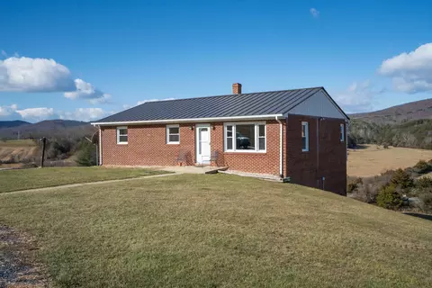 999 Railroad Ave, Goshen, VA 24439