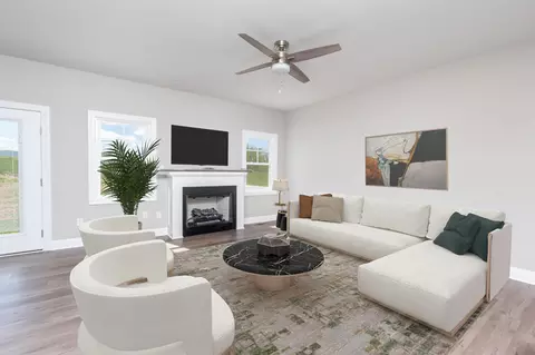 144 Tomasville Dr, Waynesboro, VA 22980