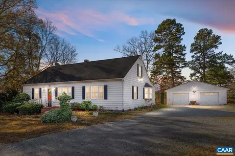 19672 Louisa Rd, Louisa, VA 23093