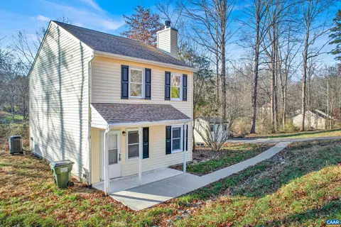 1100 W Daffodil Rd, Ruckersville, VA 22968
