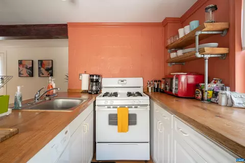 227 Douglas Ave, Charlottesville, VA 22902 photo 9