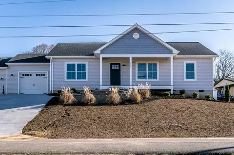 3023 Roxbury Ln, Broadway, VA 22815