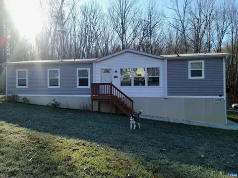 902 Saint Frances Ave, Mineral, VA 23117