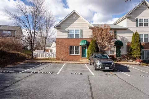 219 Emerson Ln, Harrisonburg, VA 22802