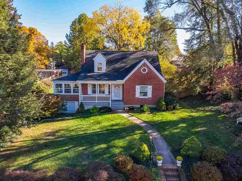 253 Thornrose Ave, Staunton, VA 24401