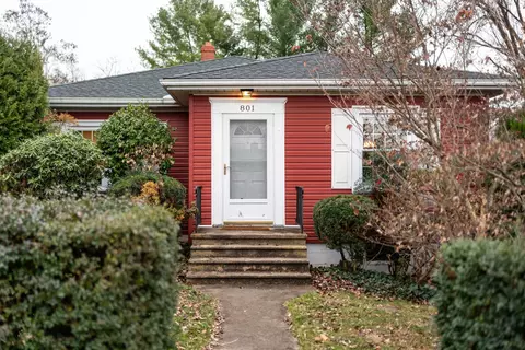 801 Monroe St, Staunton, VA 24401