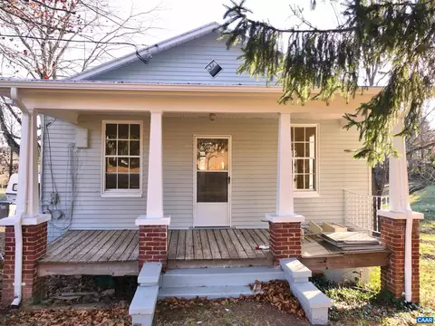303 E First St E, Mineral, VA 23117