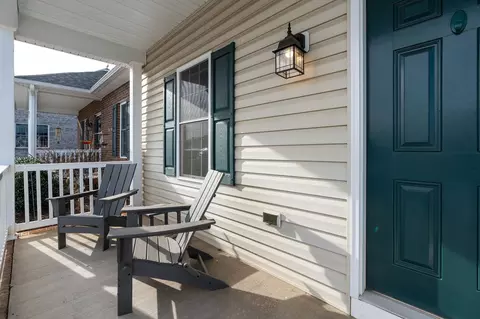 19 Gemstone Dr, Stuarts Draft, VA 24477 photo 2