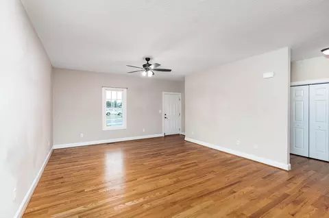 19 Gemstone Dr, Stuarts Draft, VA 24477 photo 10