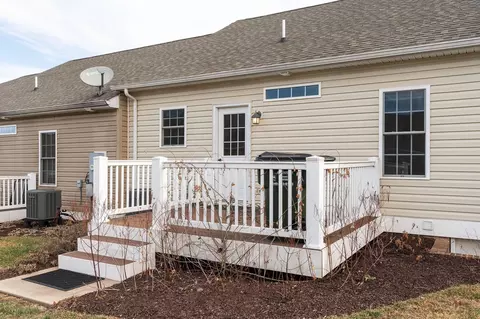 19 Gemstone Dr, Stuarts Draft, VA 24477 photo 33