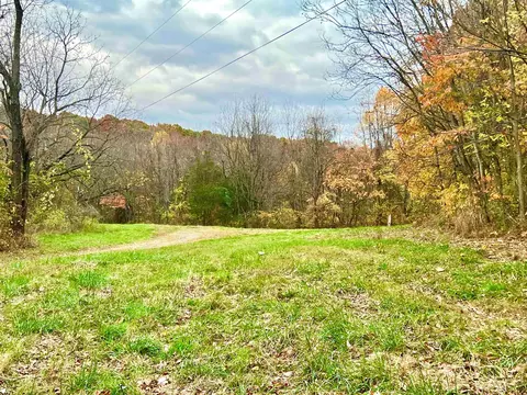 7 Milstead Ln, Mount Solon, VA 22843 photo 2