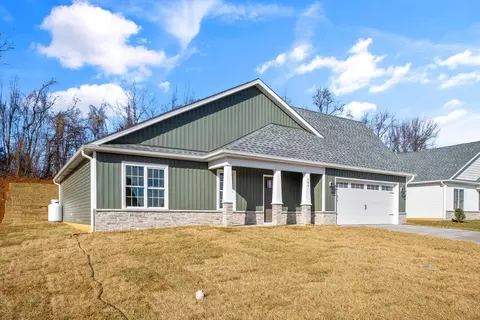 197 Lindburgh Dr, Waynesboro, VA 22980