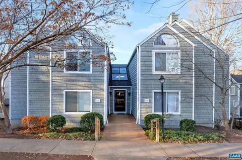 1242 Clifden Greene, Charlottesville, VA 22901