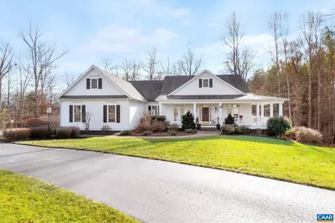6340 Indian Ridge Dr, Earlysville, VA 22936