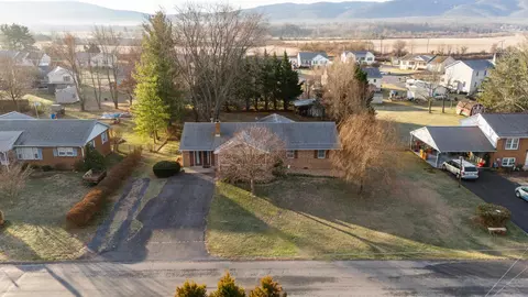 319 Wayne Ave, Stuarts Draft, VA 24477 photo 43