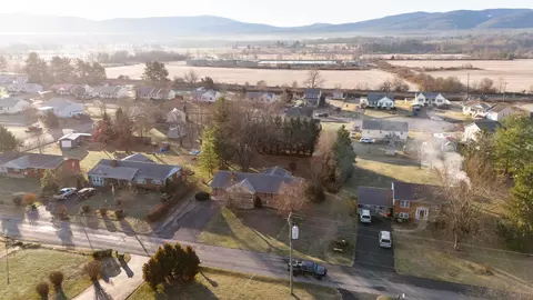 319 Wayne Ave, Stuarts Draft, VA 24477 photo 63