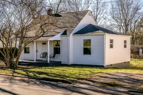 222 Landon Ln, Orange, VA 22960
