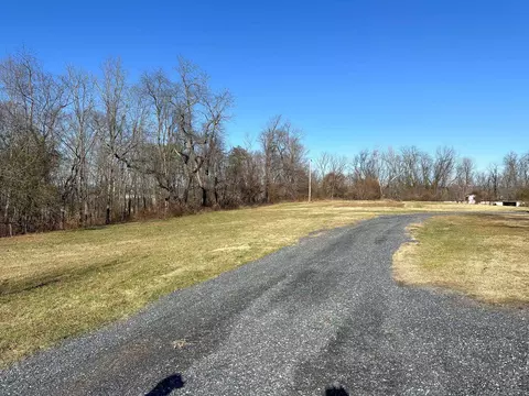 67 Dedricks Ln, Stuarts Draft, VA 24477 photo 6
