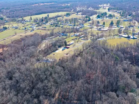 67 Dedricks Ln, Stuarts Draft, VA 24477 photo 5