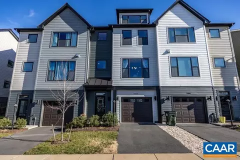 1668 Delphi Dr, Charlottesville, VA 22911