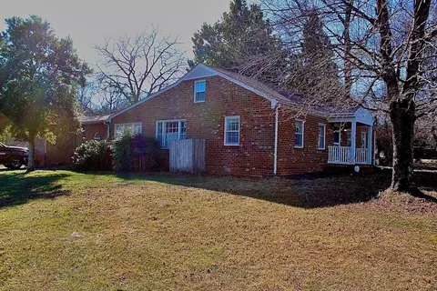 201 Foxhall Dr, Forest, VA 24551 photo 3