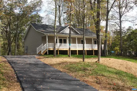 12 Gladiola Rd, Ruckersville, VA 22968