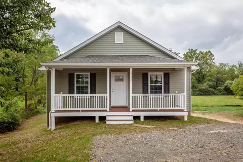 17130 Mt Pleasant Rd, Elkton, VA 22827