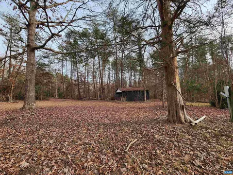 1 Walnut Shade Road, Louisa, VA 23093