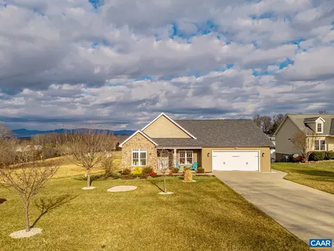 1131 Seven Sisters Oak Rd, Forest, VA 24551