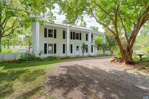 322 Shotwell Rd, Ruckersville, VA 22968