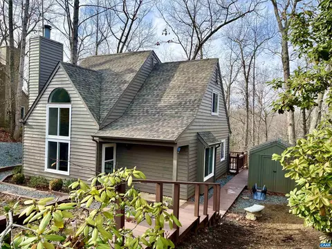 1250 Timberbranch Ct, Charlottesville, VA 22902