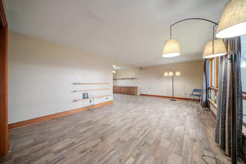 145 3rd St, Broadway, VA 22815 photo 3