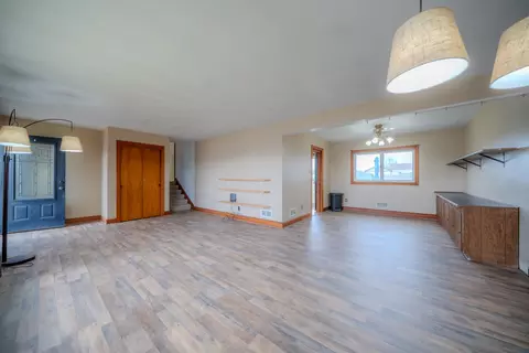 145 3rd St, Broadway, VA 22815 photo 2