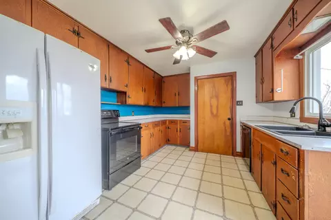 145 3rd St, Broadway, VA 22815 photo 16